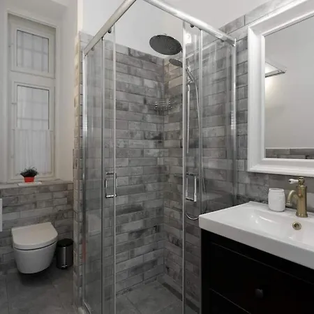 Perfect Day 3 -3 Bedr, 2 Bathrooms Apartman Budapest