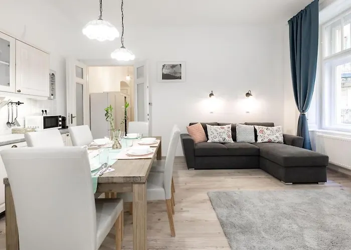 Perfect Day 3 -3 Bedr, 2 Bathrooms * 布达佩斯